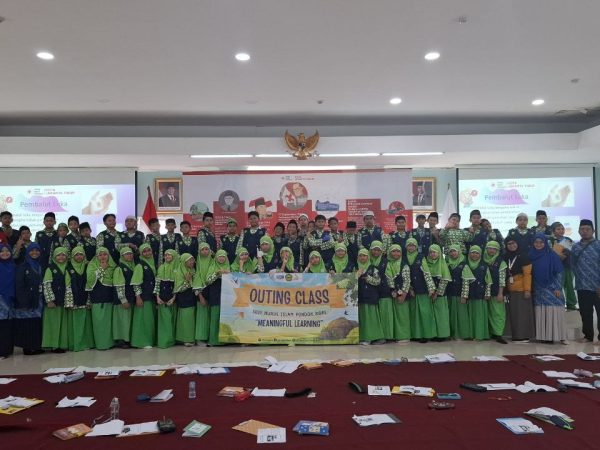 Belajar "First Aid" di PMI Jakarta Timur untuk Menumbuhkan Empati Murid